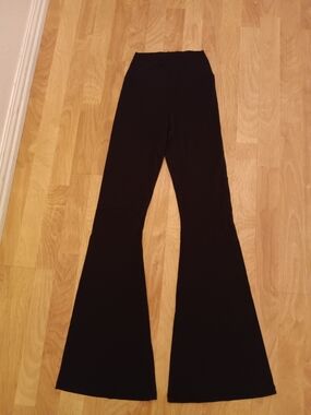 Offline By Aerie Black Women's Stretch  Flare Leggins Size M